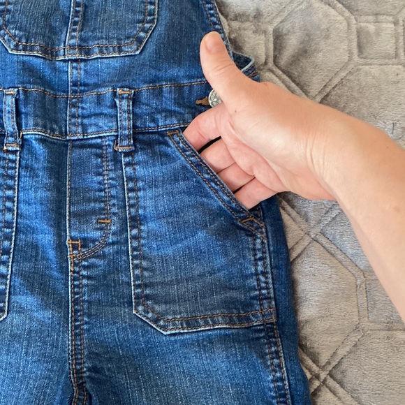 Jean overalls 👖 - Picture 8 of 8